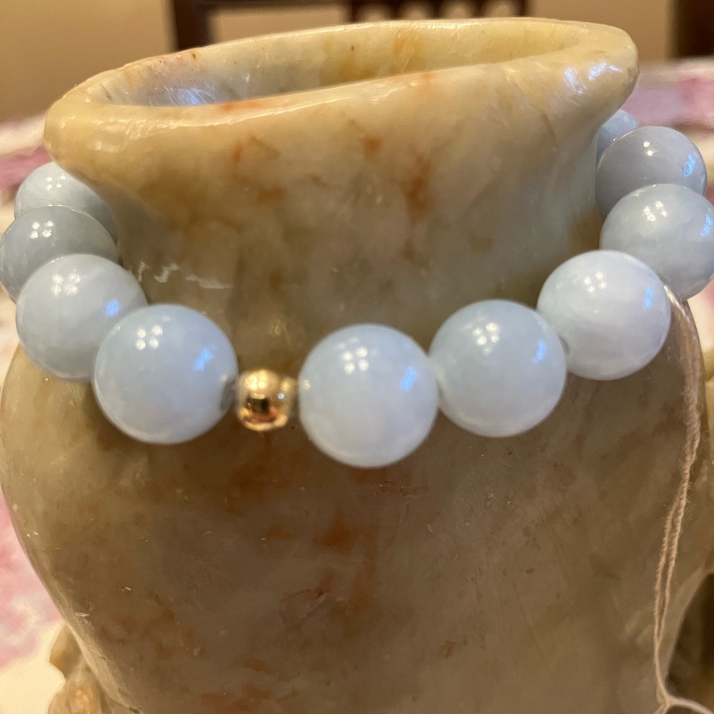 ANGELITE STONES BEAUTIFUL LIGHT BLUE WITH GOLD HEART AND SPACERS - Picture 6 of 13